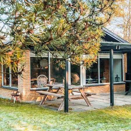 2 Person Holiday Home In Tarm Fjerbæk Dış mekan fotoğraf