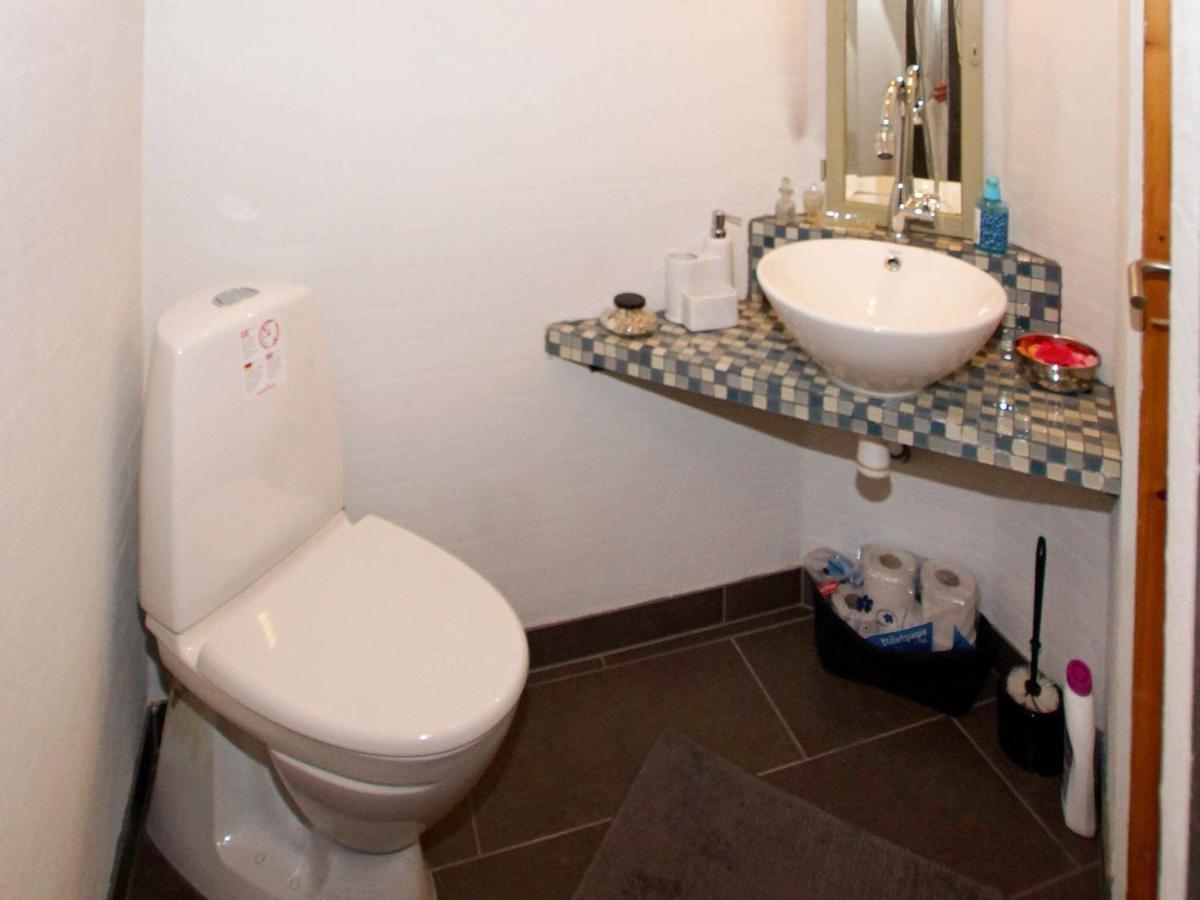 2 Person Holiday Home In Tarm Fjerbæk Dış mekan fotoğraf